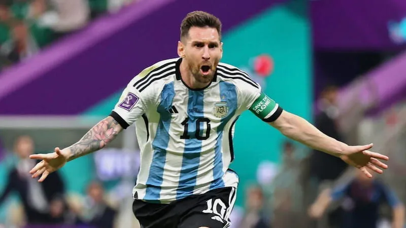 Messi là cầu thủ của nước nào mà lại chơi bóng tại Barcelona