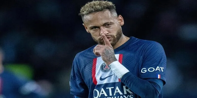 Những đội bóng mà siêu sao người Brazil từng khoác áo?
